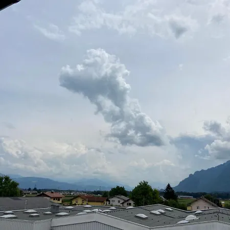 Apartment Wohnen Mit Bergausblick *